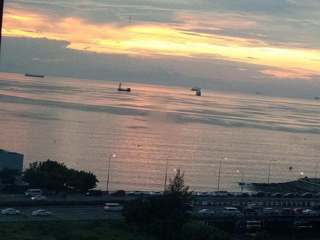 Shore Residences Moa Manila Luaran gambar
